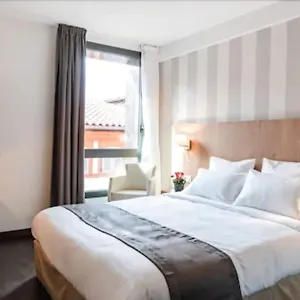 3* Hotel Le Père Léon